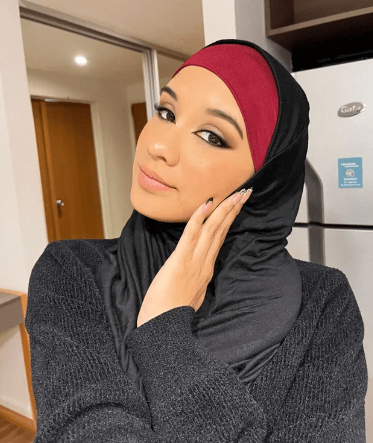 Amira Shaik, hijabi Arab OnlyFans creator
